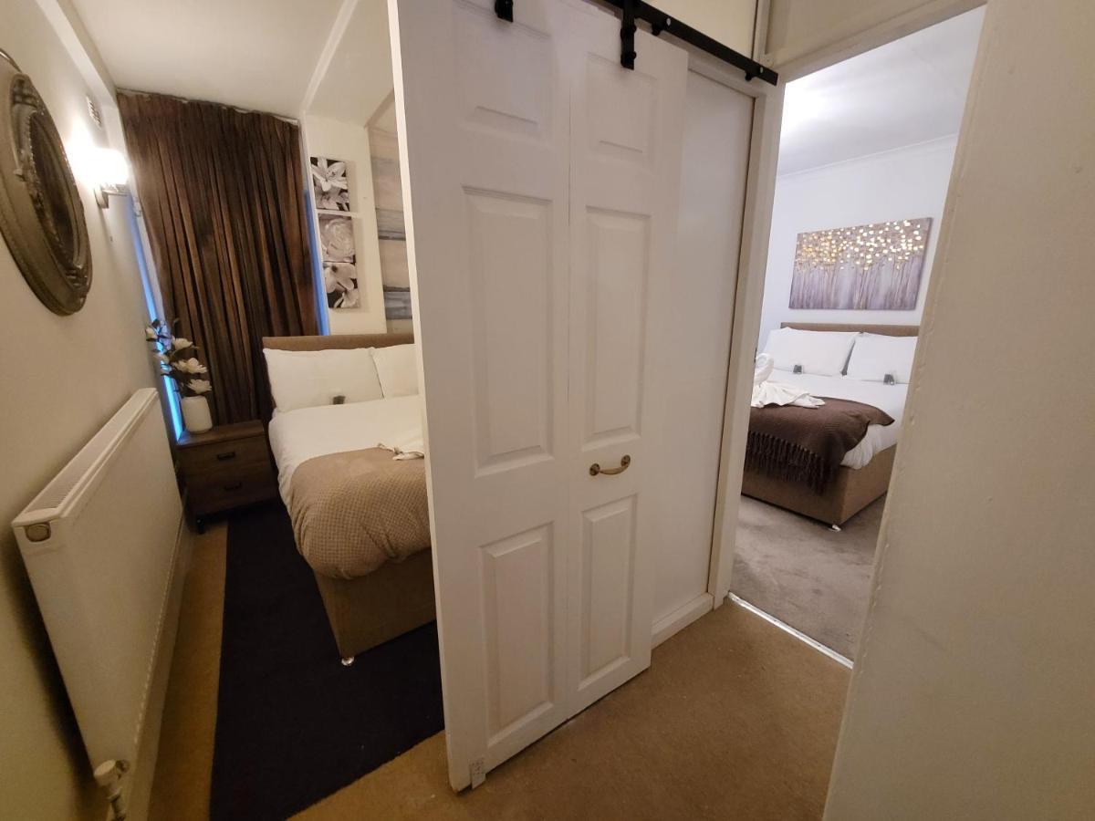 Seaside Flat With Fireplace Fast Wifi Free Parking Apartment *